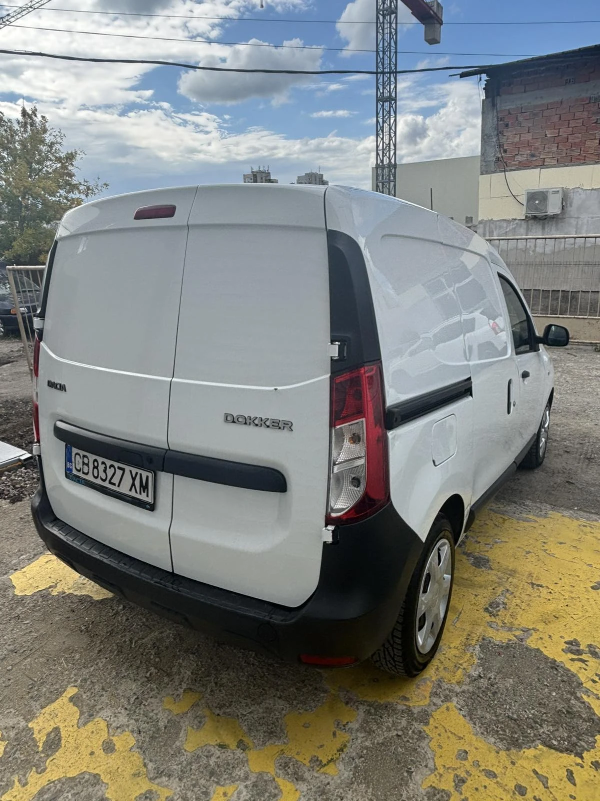 Dacia Dokker, снимка 3 - Автомобили и джипове - 56309380