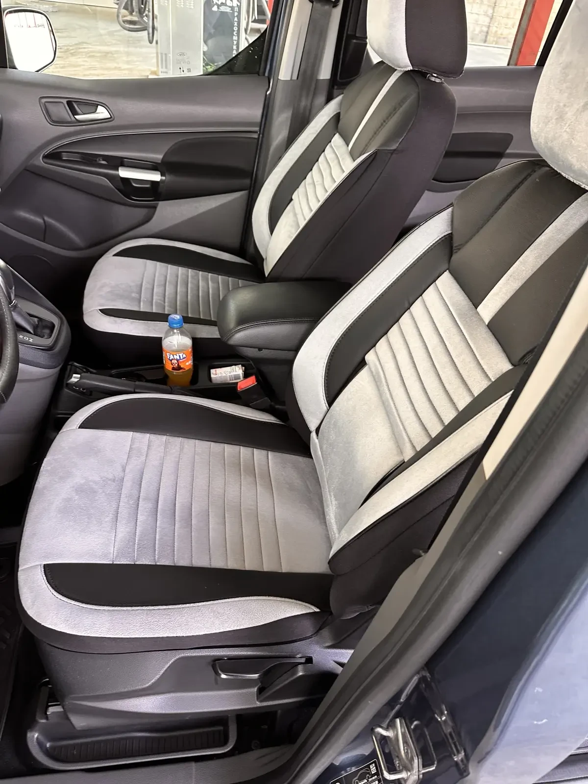 Ford Tourneo Connect, снимка 7 - Автомобили и джипове - 56322999