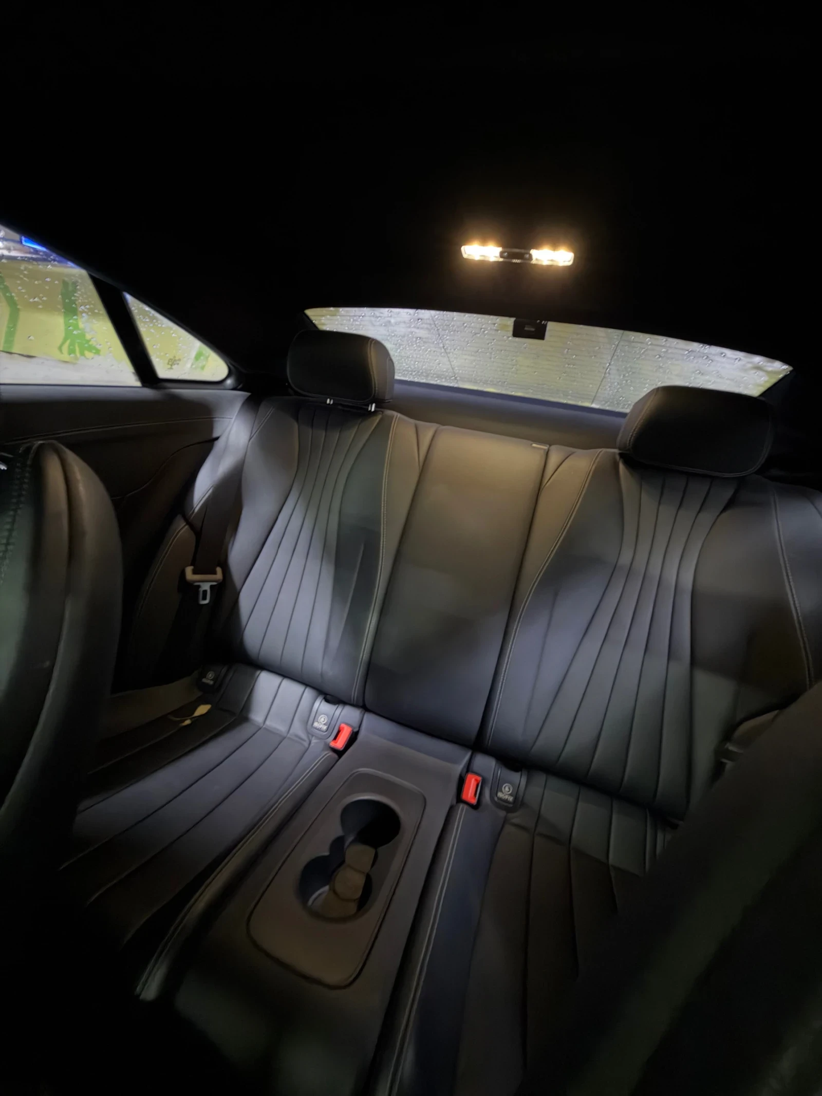Mercedes-Benz E 220, снимка 12 - Автомобили и джипове - 56662328