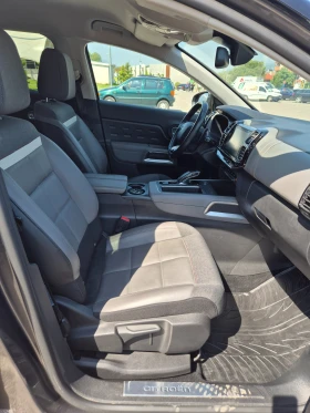 Citroen C5 Aircross * Business Plus* EAT8* Distronic* Keyless Go* Full, снимка 9