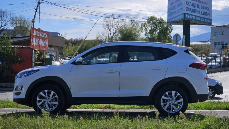 Hyundai Tucson 1.6 GDI, снимка 4 - Автомобили и джипове - 47749756