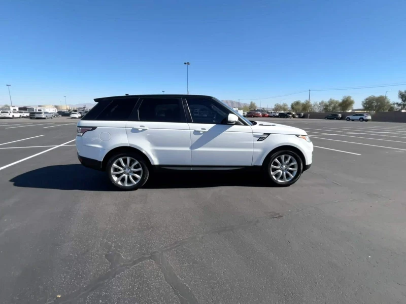 Land Rover Range Rover Sport HSE, снимка 3 - Автомобили и джипове - 47837457