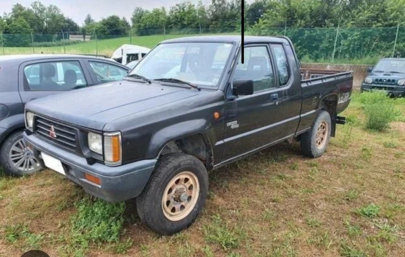 Mitsubishi L200, снимка 1 - Автомобили и джипове - 49349933