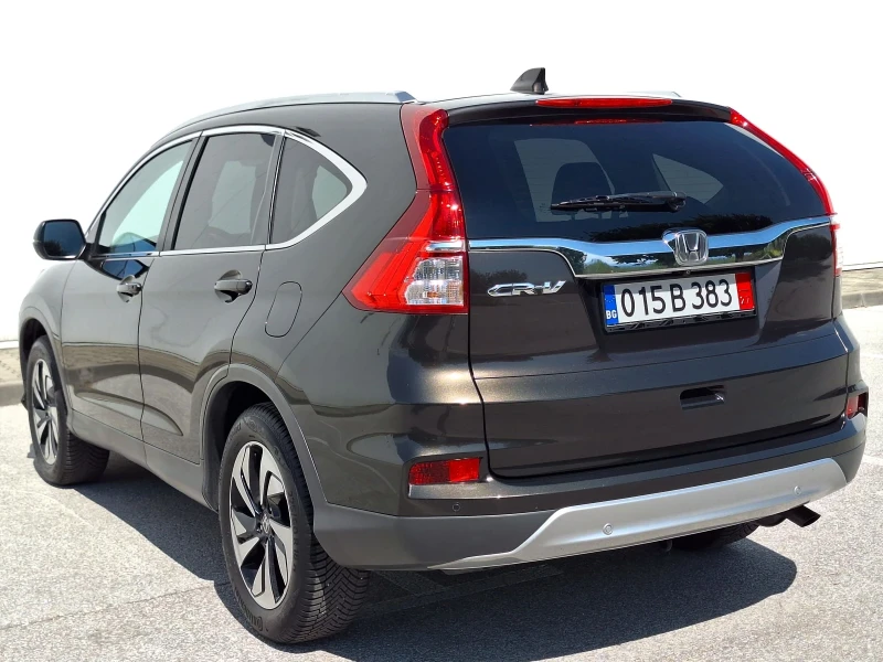 Honda Cr-v 2.0i ВСИЧКИ ЕКСТРИ 4х4 ПЪЛНА СЕРВИЗНА ИСТОРИЯ, снимка 4 - Автомобили и джипове - 51197015