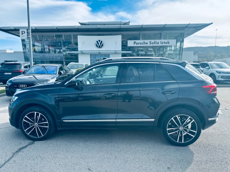 VW T-Roc, снимка 4 - Автомобили и джипове - 52456603