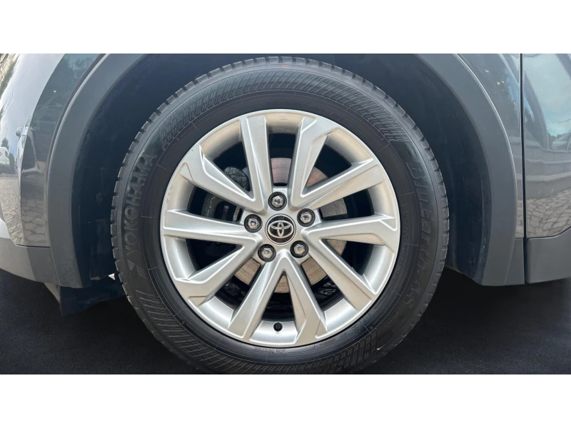 Toyota C-HR Месечна вноска от 550 лв., снимка 16 - Автомобили и джипове - 52488726