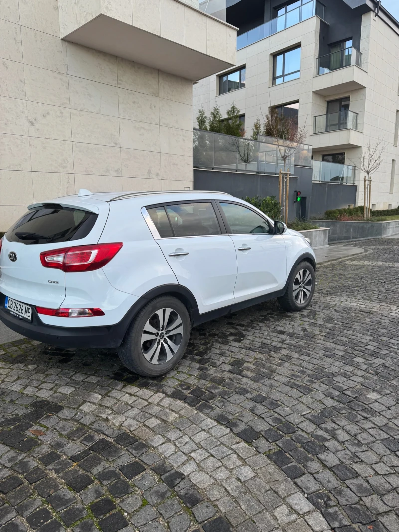 Kia Sportage 1, 7crdi, снимка 2 - Автомобили и джипове - 52503724
