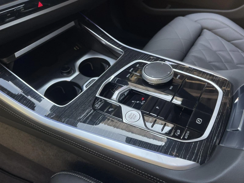 BMW X5 M60i/xDrive/SHADOW/PANO/HEAD UP/H&K/360/, снимка 11 - Автомобили и джипове - 52520333