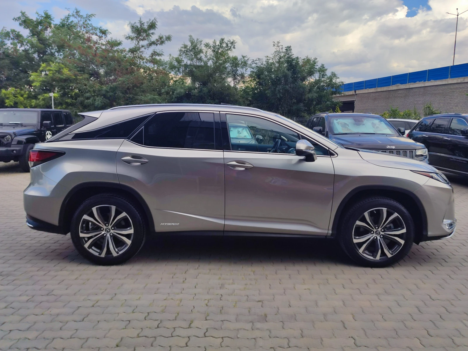 Lexus RX 450h FACE LIFT/НОВ ВНОС ОТ БЕЛГИЯ/2020/48100km - изображение 9