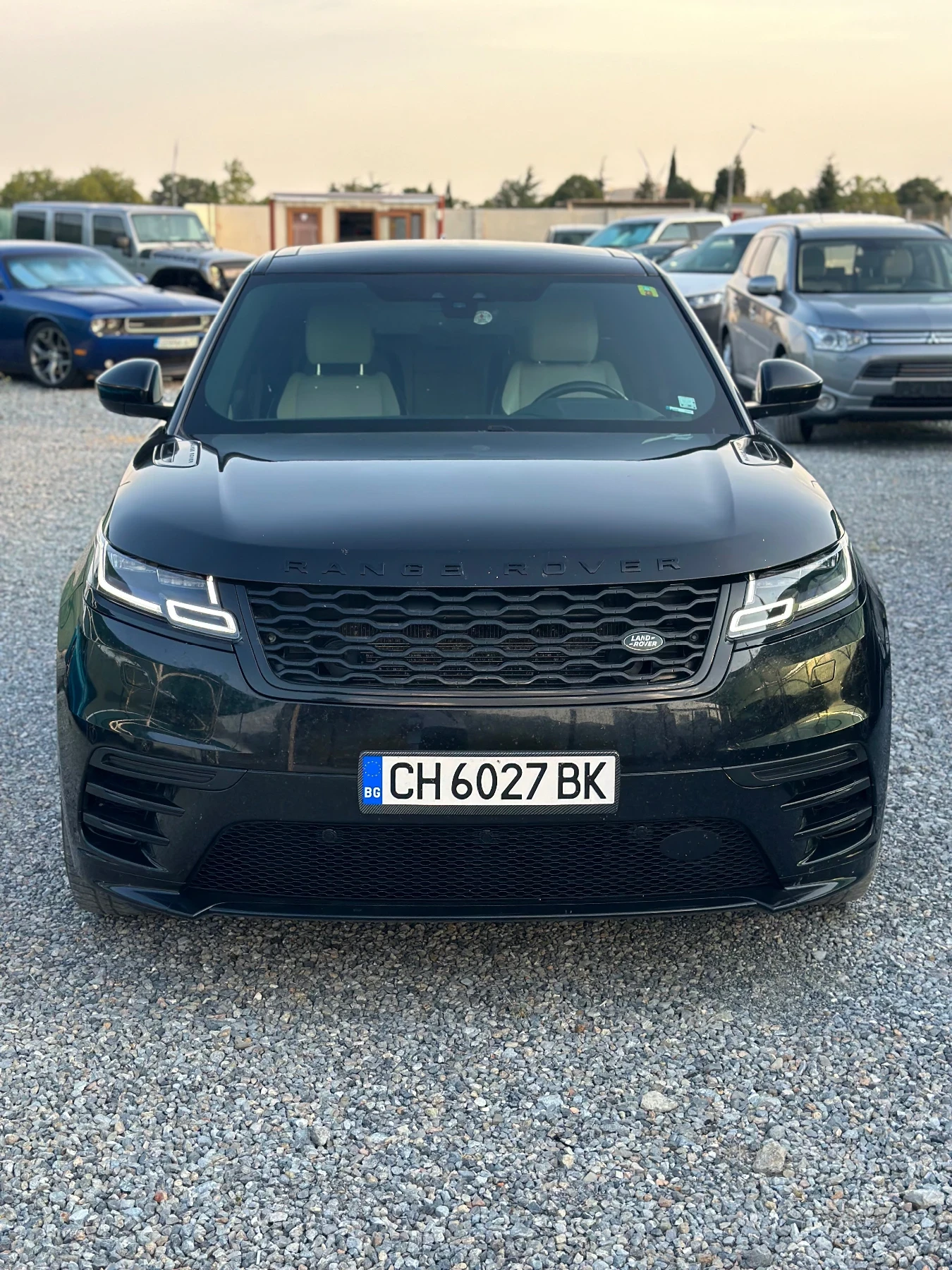 Land Rover Range Rover Velar 3.0 D R-Dynamic - изображение 3