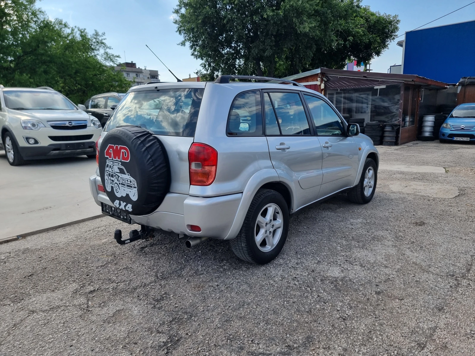 Toyota Rav4 2.0D4D  - изображение 7