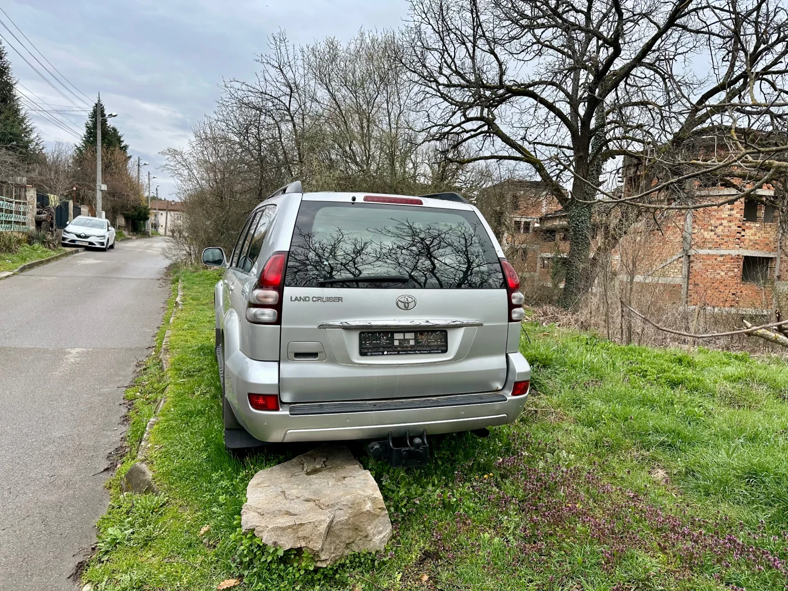 Toyota Land cruiser 120 Prado, снимка 2 - Автомобили и джипове - 51464950