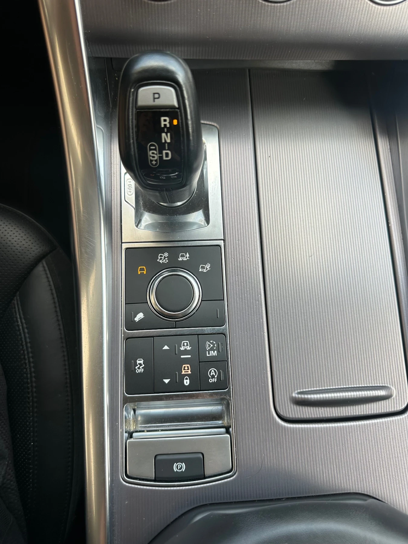 Land Rover Range Rover Sport 3.0HSE* 4x4* 6+ 1Mеста* 1-СОБСТВ-МОТО-PFOHE* FULL - изображение 9