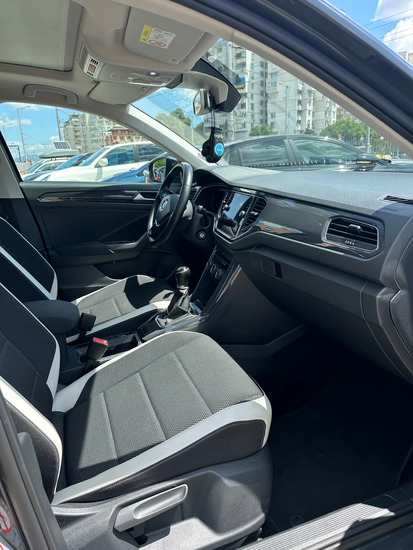 VW T-Roc | Mobile.bg   8