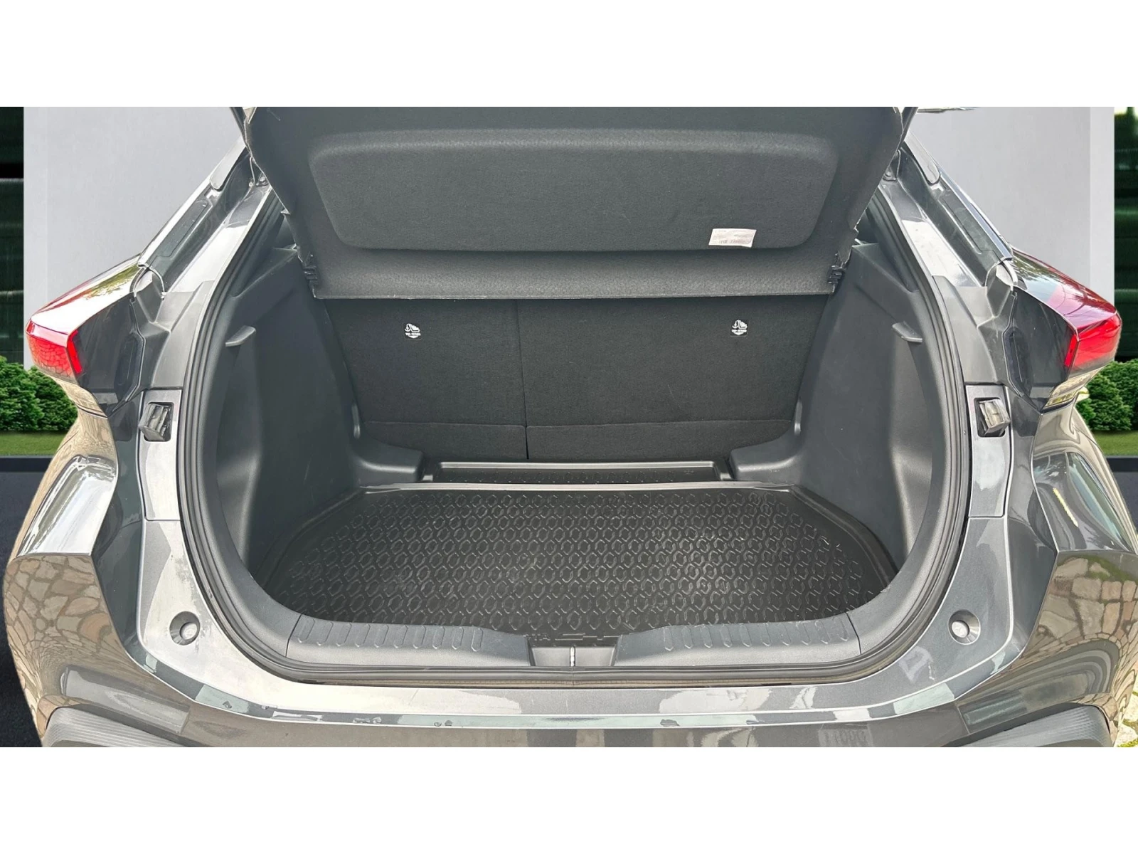 Toyota C-HR Месечна вноска от 550 лв. - изображение 10