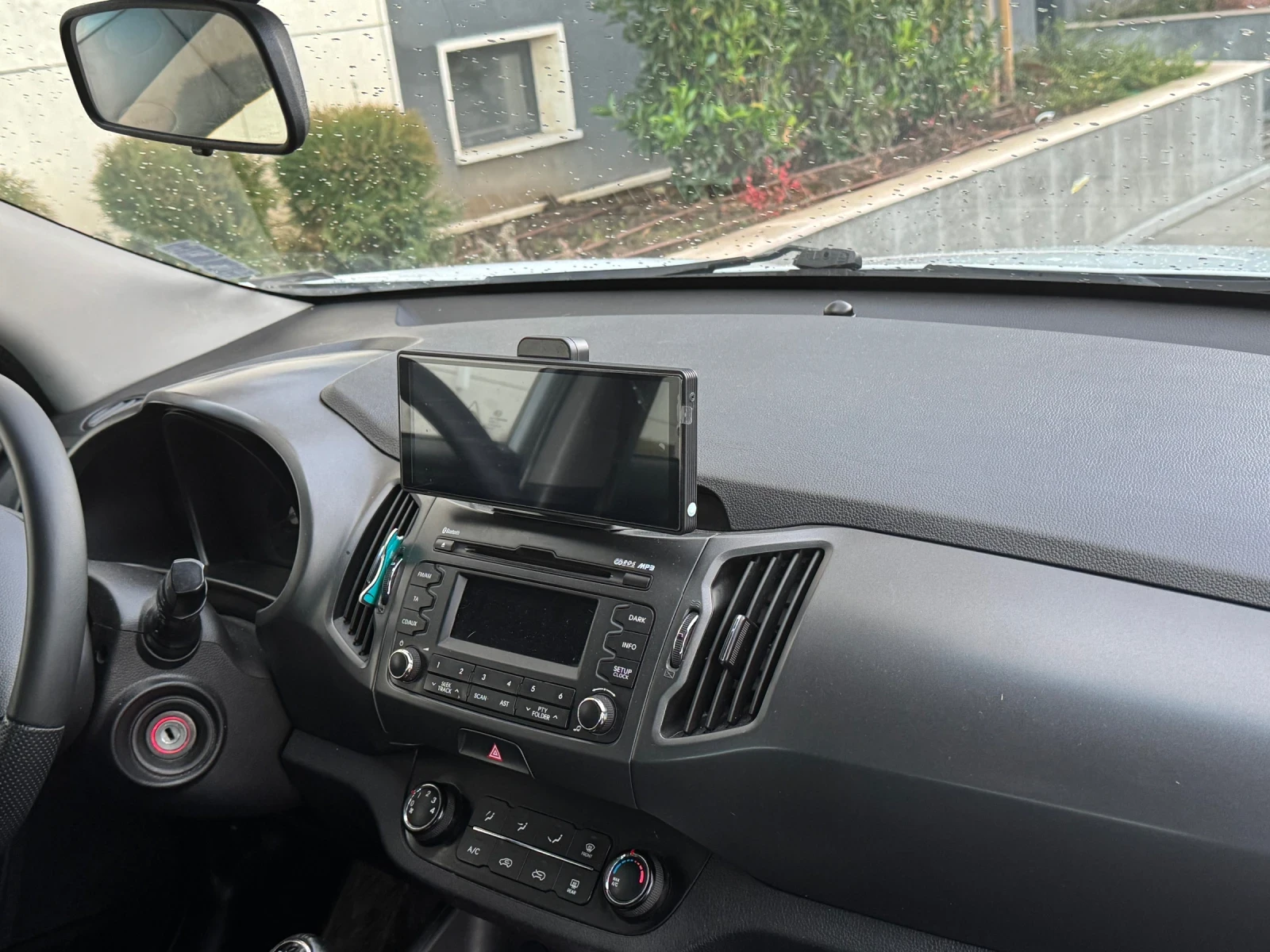 Kia Sportage 1, 7crdi - изображение 5