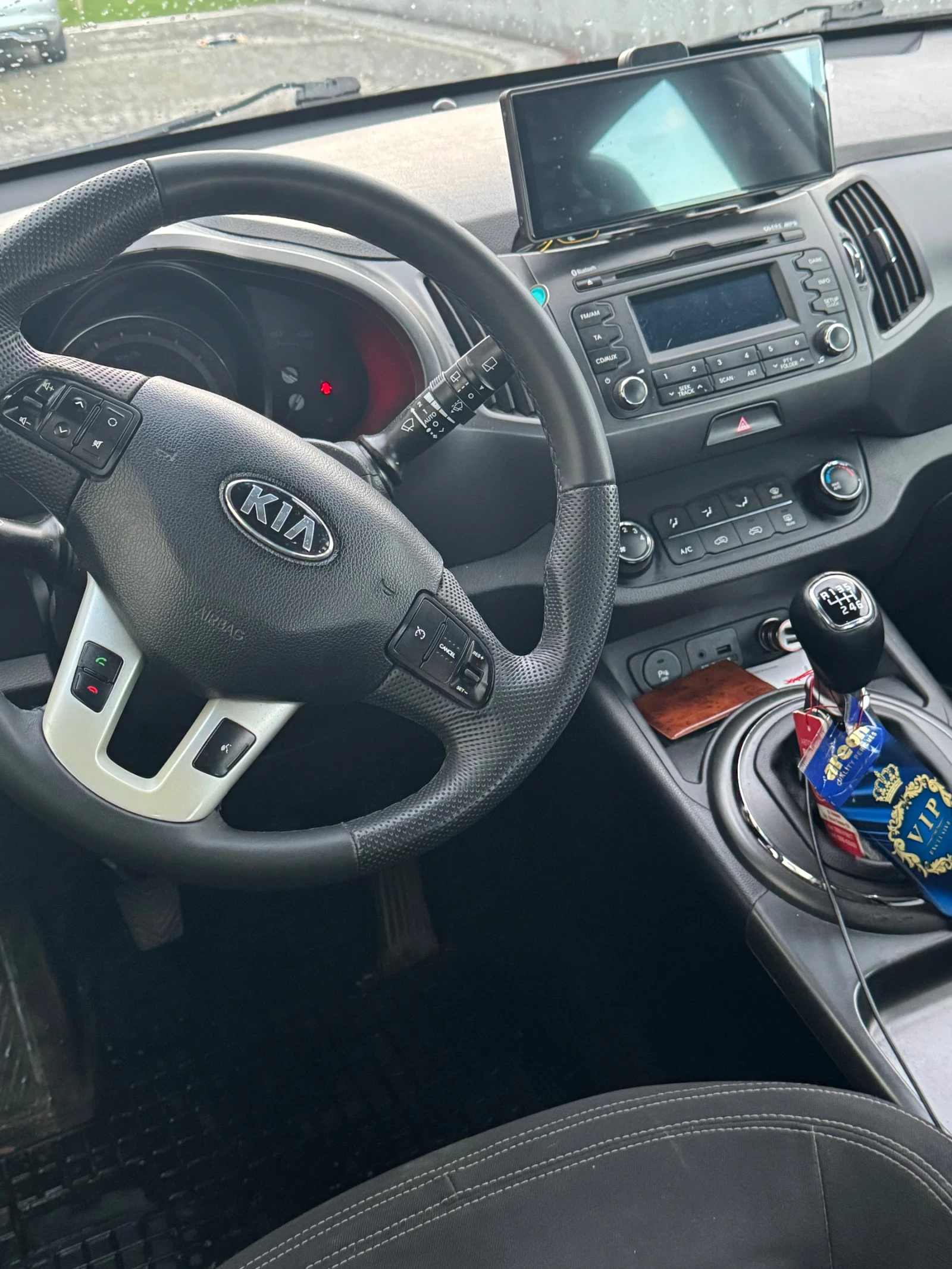 Kia Sportage 1, 7crdi - изображение 7