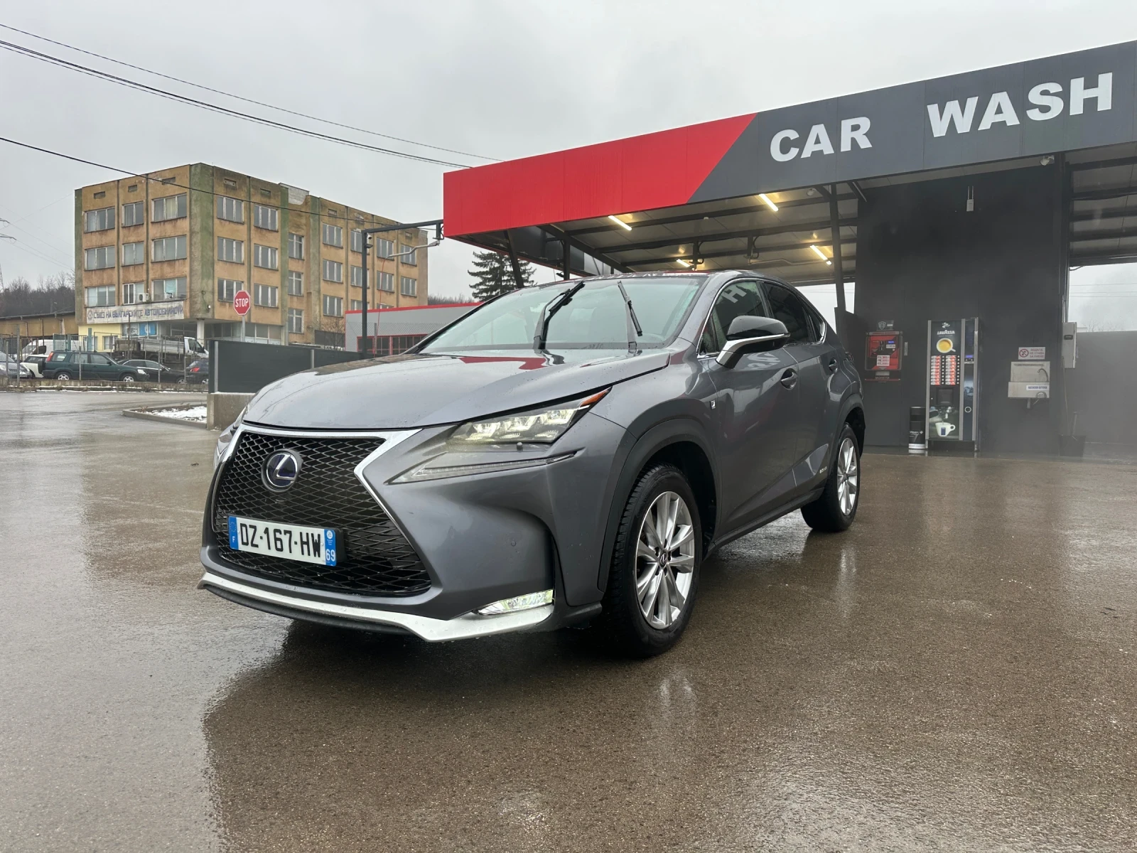 Lexus NX 300h 2.5-Hybrid-4X4-F-Sport-Distronic-1�-�������� | Mobile.bg � ����������� 1