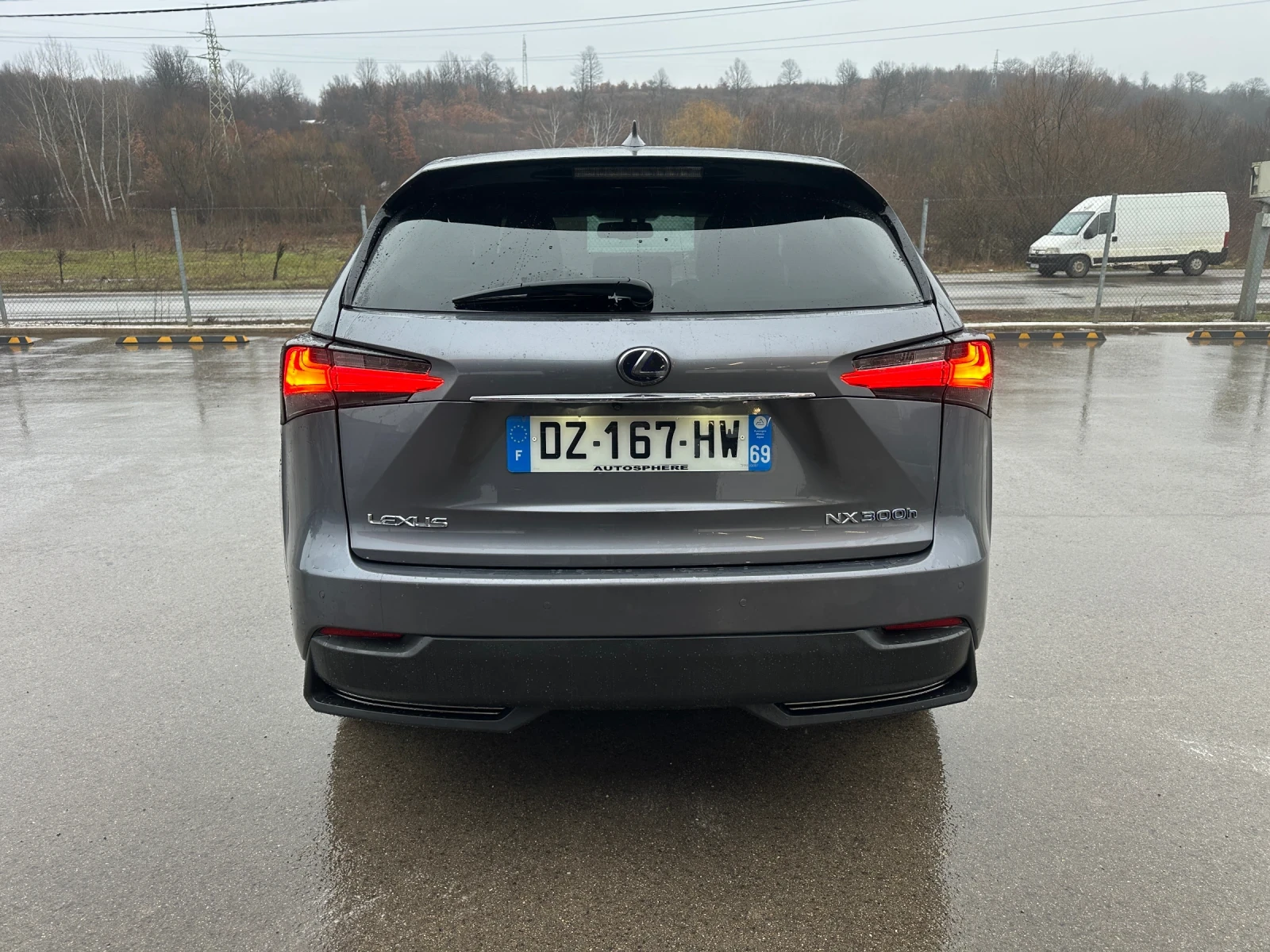 Lexus NX 300h 2.5-Hybrid-4X4-F-Sport-Distronic-1Г-ГАРАНЦИЯ - изображение 4