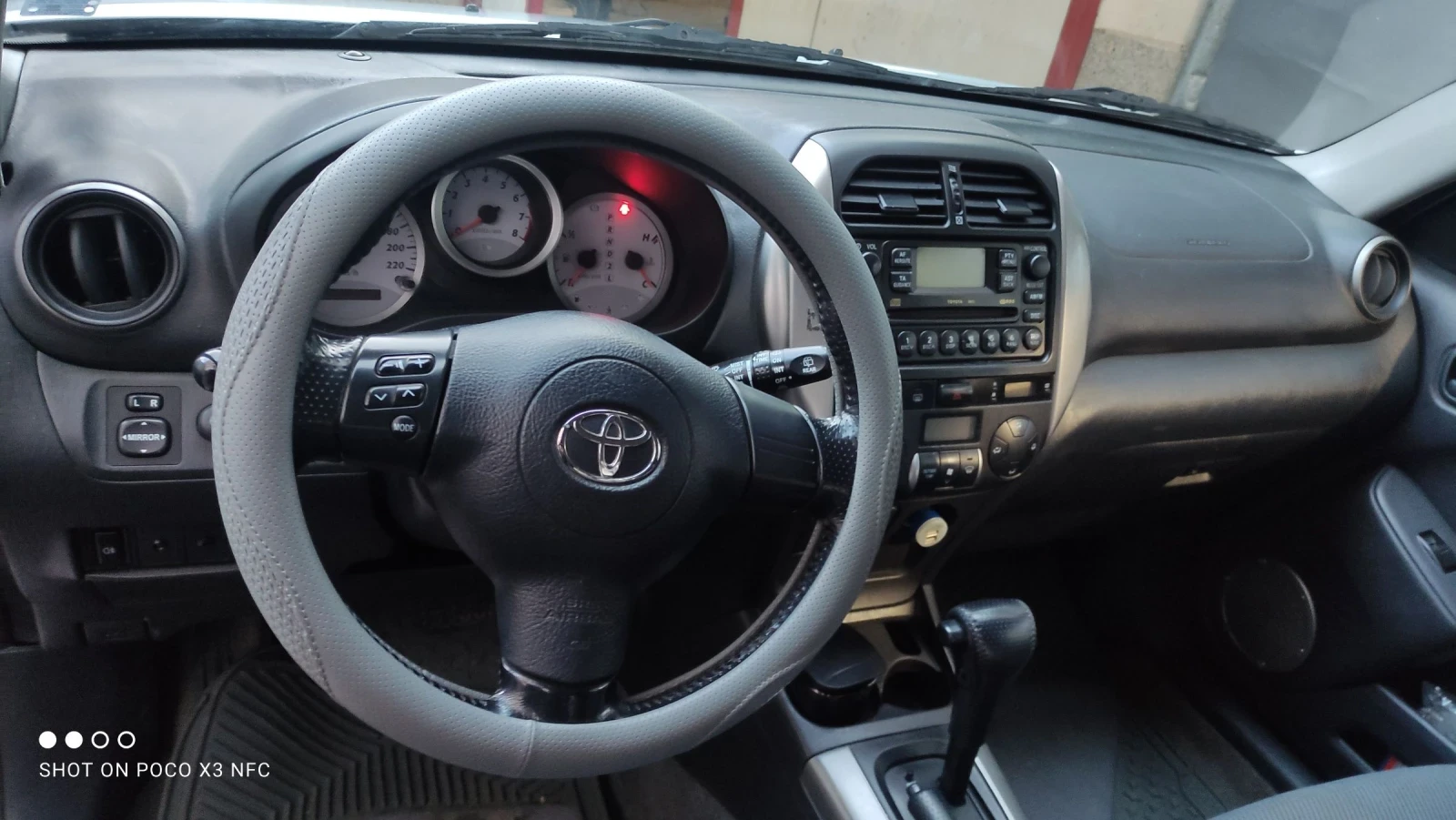 Toyota Rav4 Фейслифта, Авомат - изображение 4