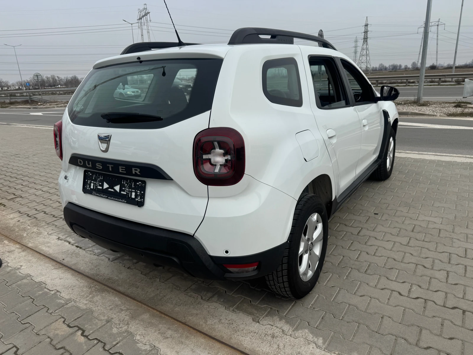 Dacia Duster 1.5 DCI - изображение 6