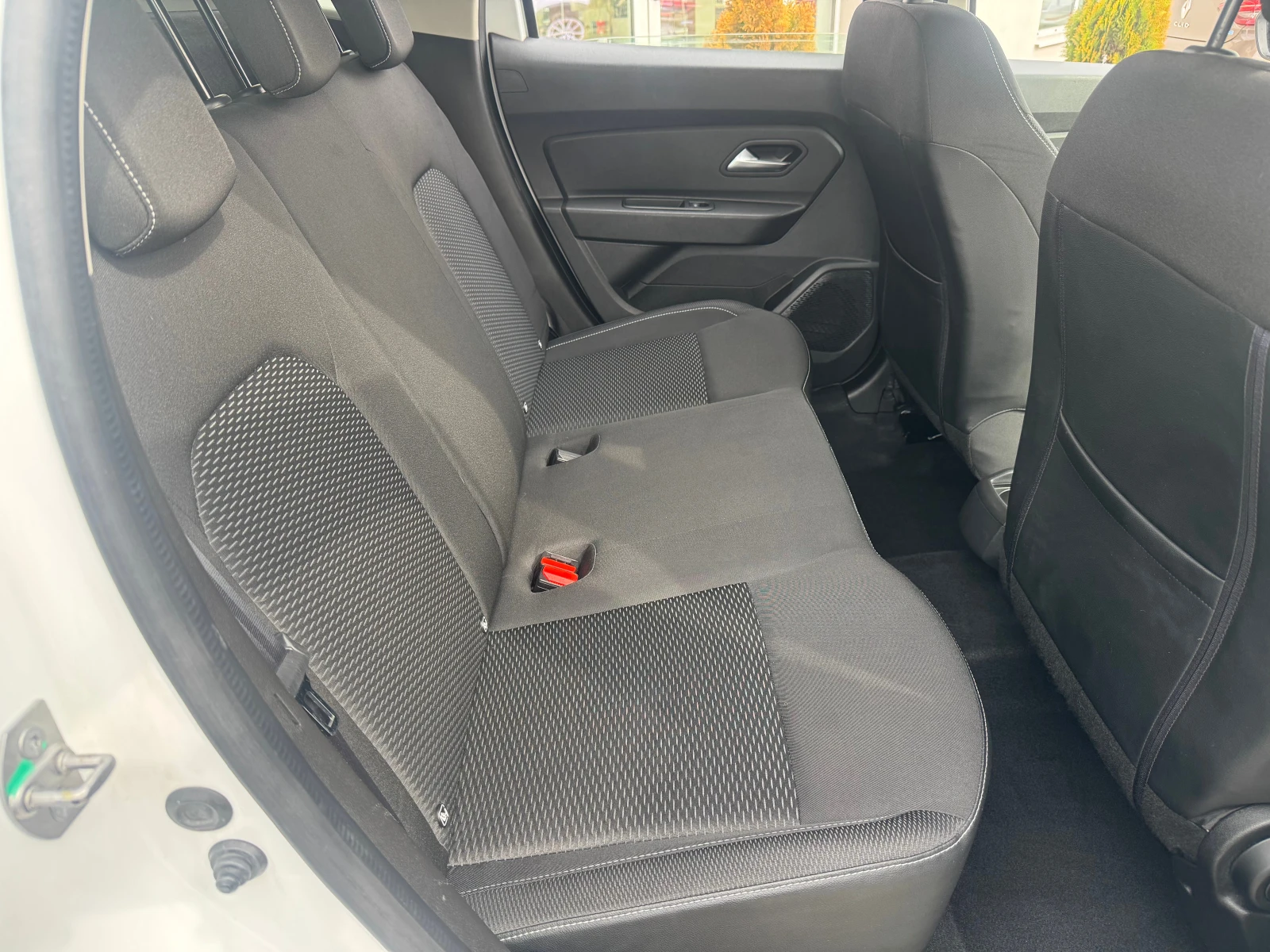 Dacia Duster 1.5 DCI - изображение 9