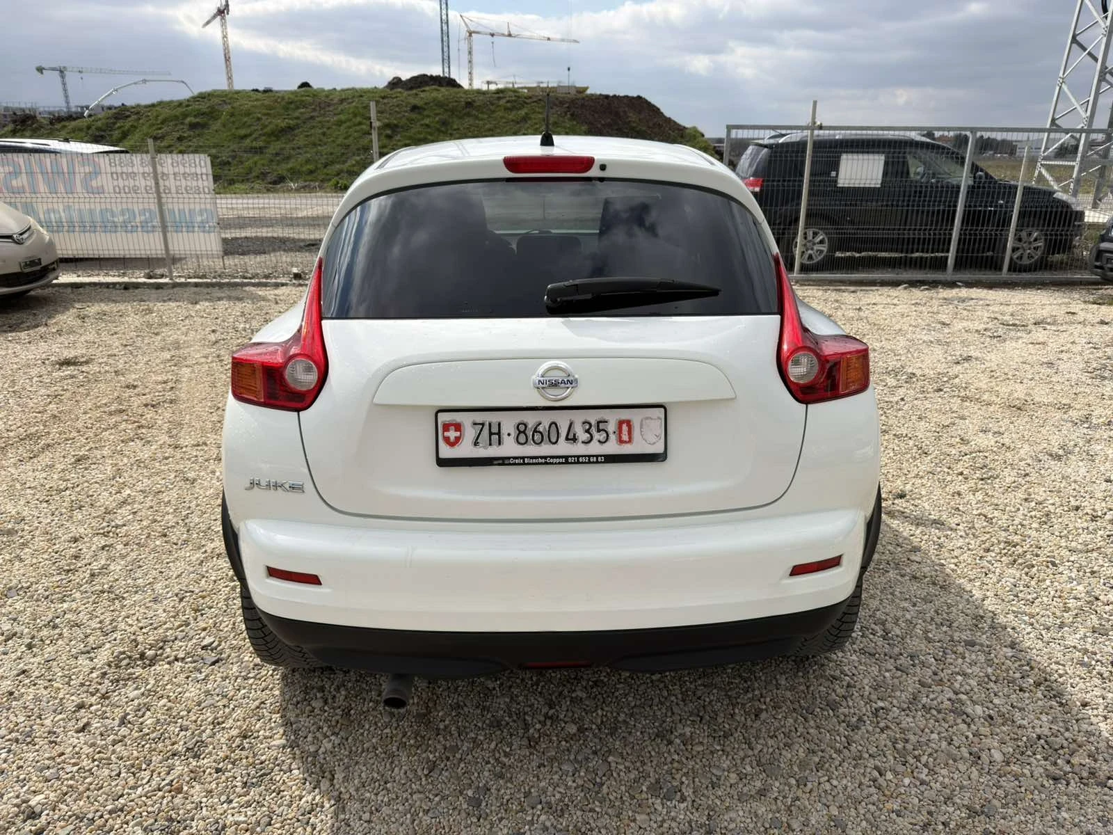 Nissan Juke, снимка 4 - Автомобили и джипове - 53839727