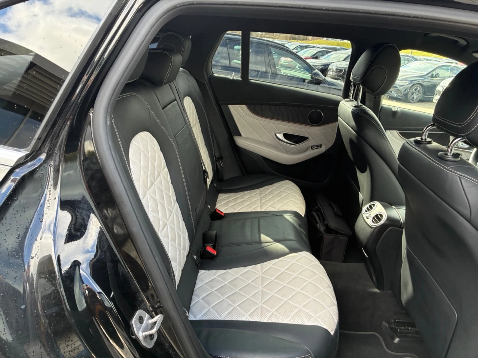 Mercedes-Benz EQC AMG Line, снимка 10 - Автомобили и джипове - 53974182