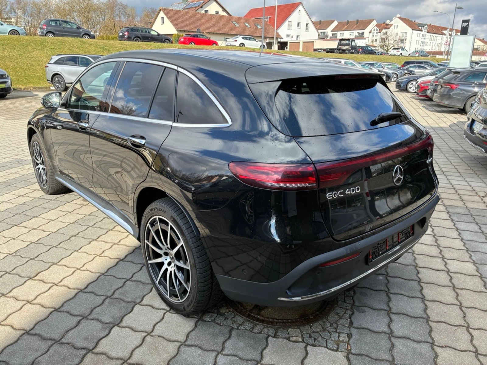 Mercedes-Benz EQC AMG Line, снимка 6 - Автомобили и джипове - 53974182