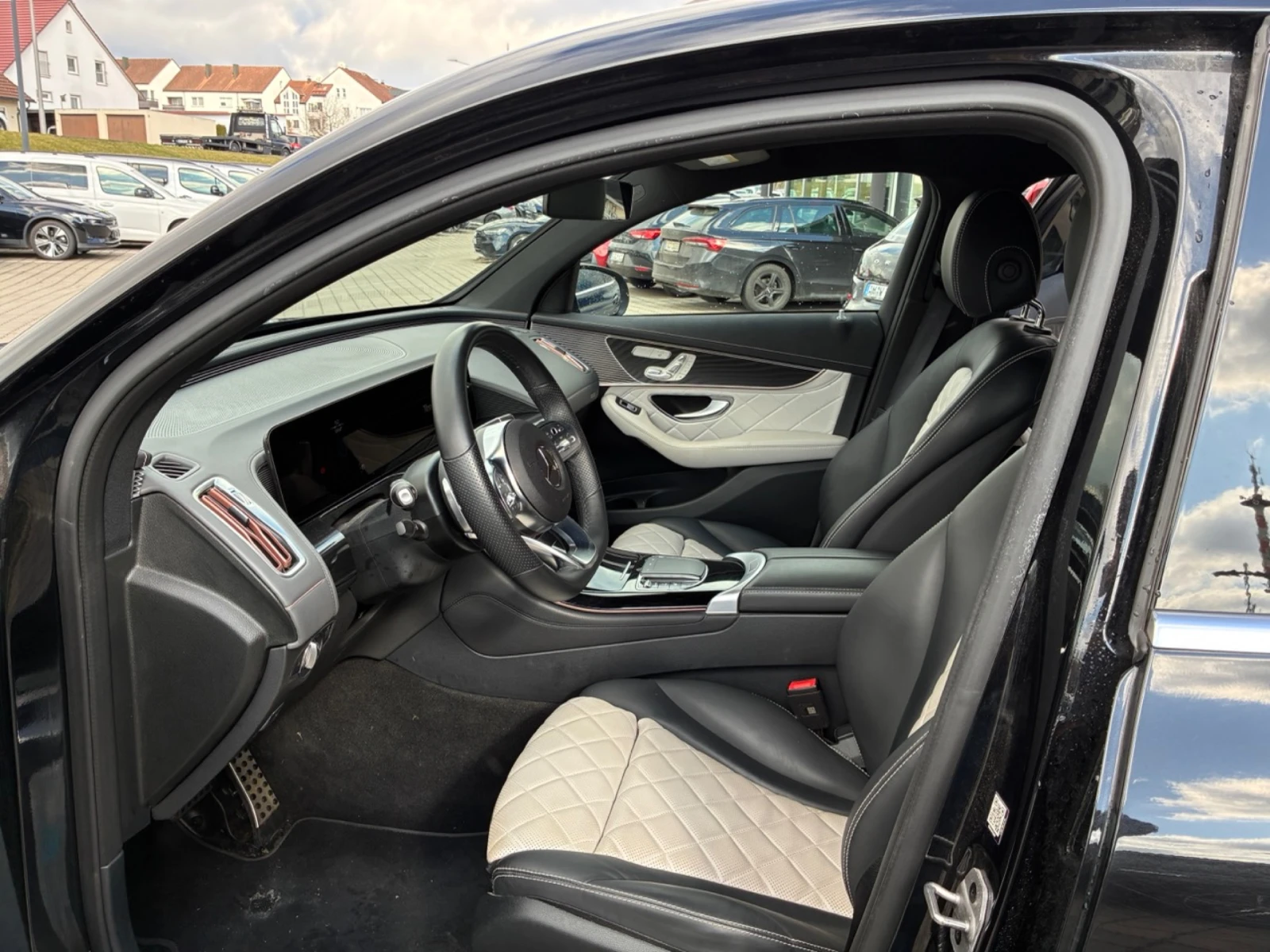 Mercedes-Benz EQC AMG Line, снимка 12 - Автомобили и джипове - 53974182