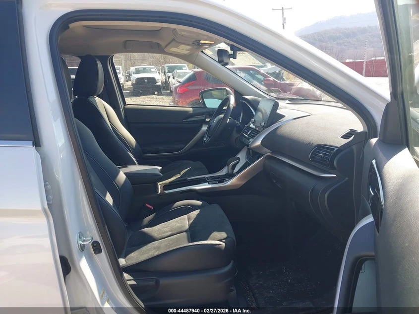 Mitsubishi Eclipse Cross 1.5L I-4 DI, DOHC, VVT, TURBO, 152HP 4X4 Drive | Mobile.bg � ����������� 5