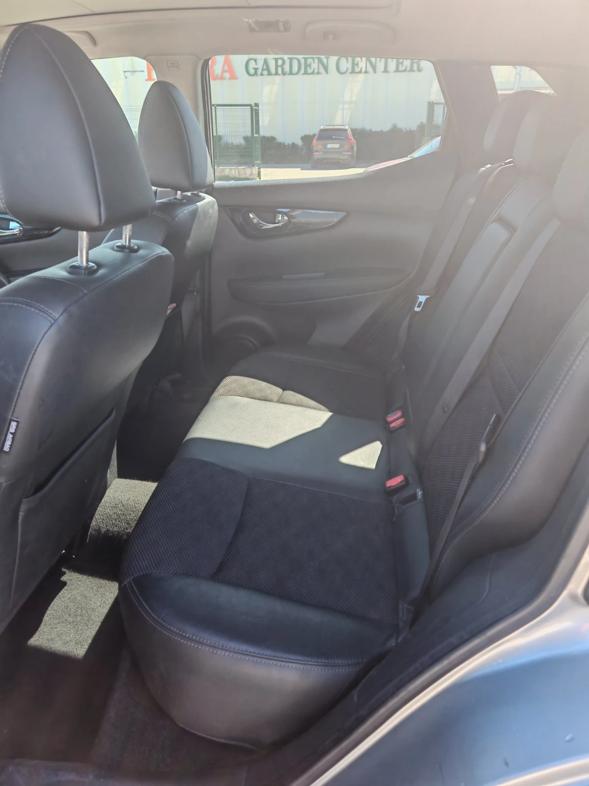 Nissan Qashqai, снимка 13 - Автомобили и джипове - 54138543