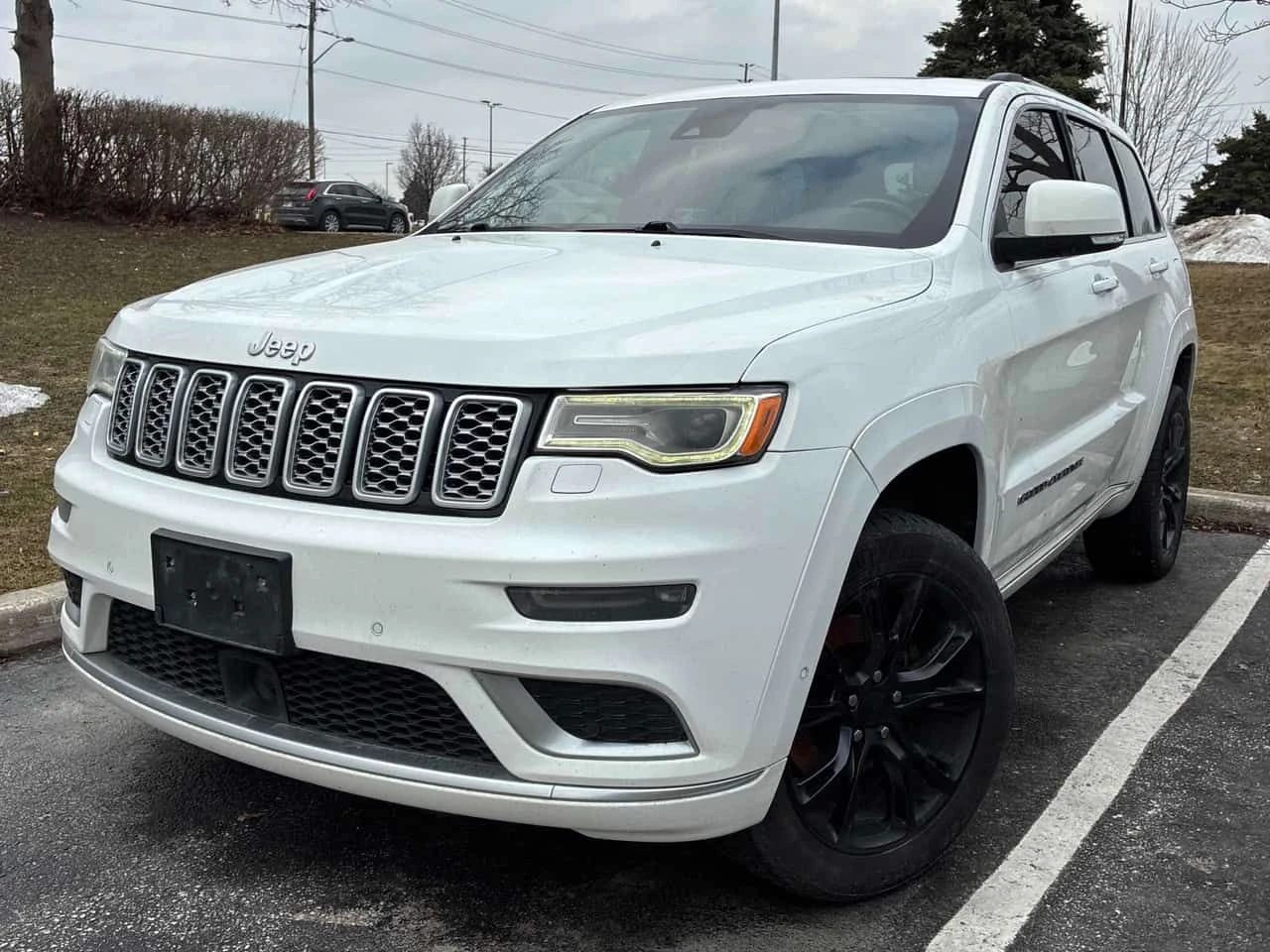 Jeep Grand cherokee SUMMIT * ДИСТРОНИК* ОБДУХВАНЕ* ДВА ЧИФТА ГУМИ/ДЖАН