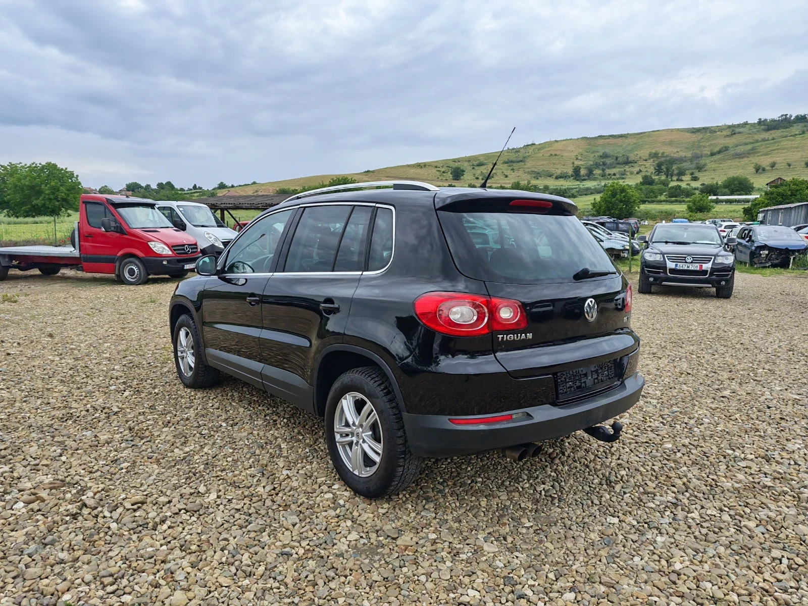 VW Tiguan 2.0 TDI 140к.с., снимка 5 - Автомобили и джипове - 54739304