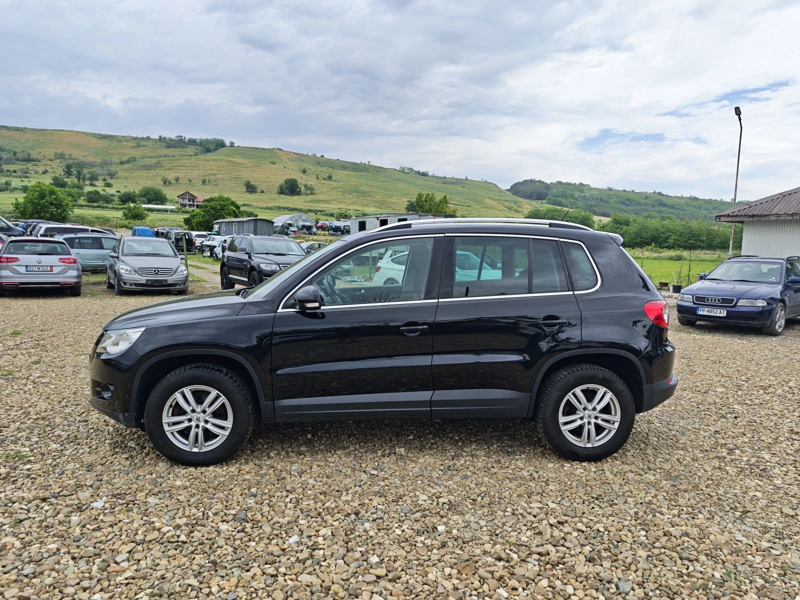 VW Tiguan 2.0 TDI 140к.с., снимка 7 - Автомобили и джипове - 54739304