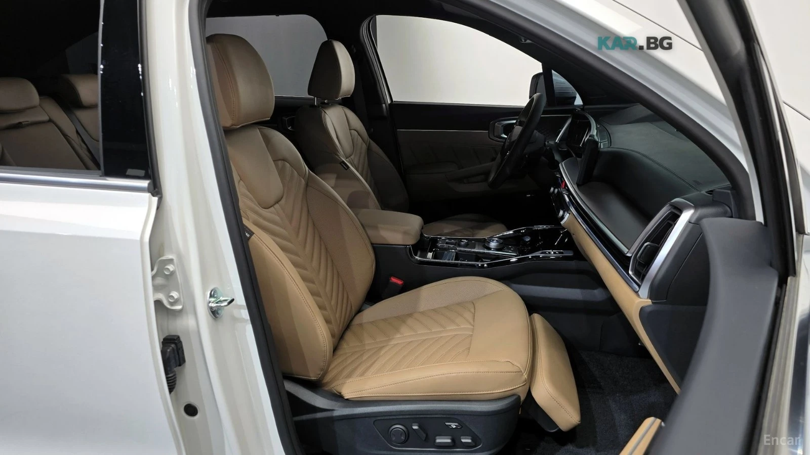 Kia Sorento 4TH GENERATION 2.5T SIGNATURE/360/DISTRONIC, снимка 15 - Автомобили и джипове - 54870448