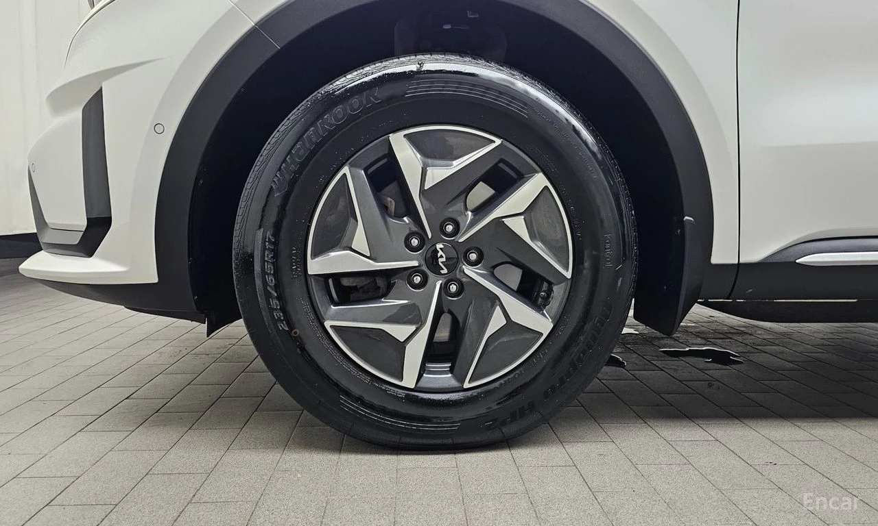 Kia Sorento 1.6 Hybrid Signature 4x4* DISTRONIC* 360 CAM* , снимка 5 - Автомобили и джипове - 55318814