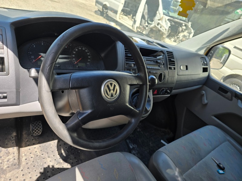 VW T5 1.9 TDI 105 PS, снимка 11 - Бусове и автобуси - 45887717