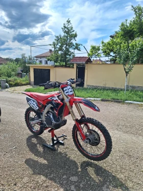 ����� �� �������� �� Honda Crf