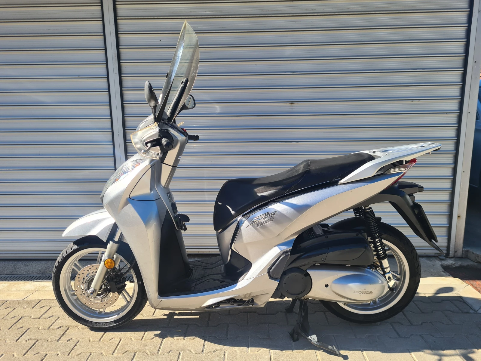 Honda Sh 300i ABS/TCS, снимка 5 - Мотоциклети и мототехника - 56340256