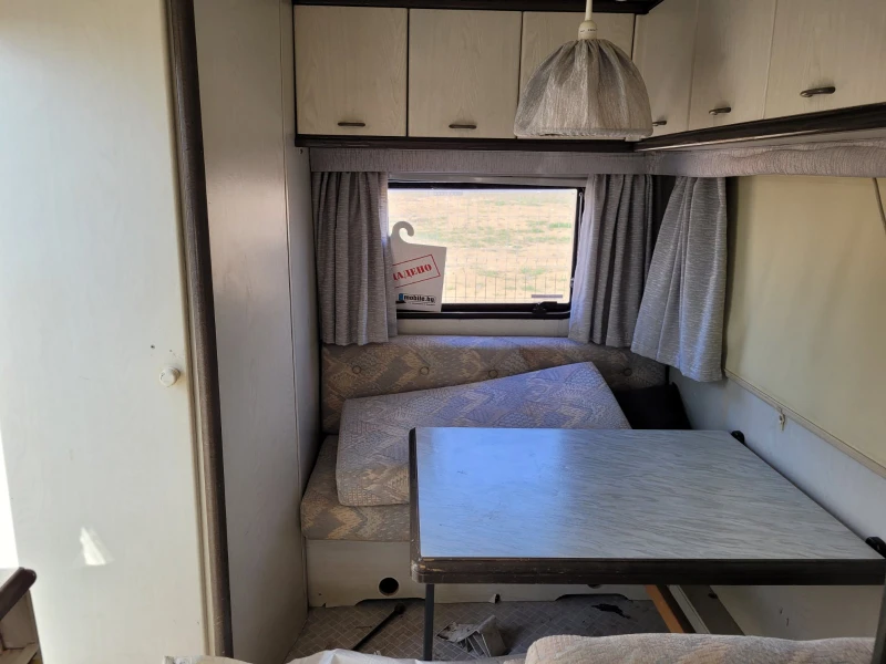 Каравана Hobby WOHNWAGENWERK, снимка 10 - Каравани и кемпери - 52409139