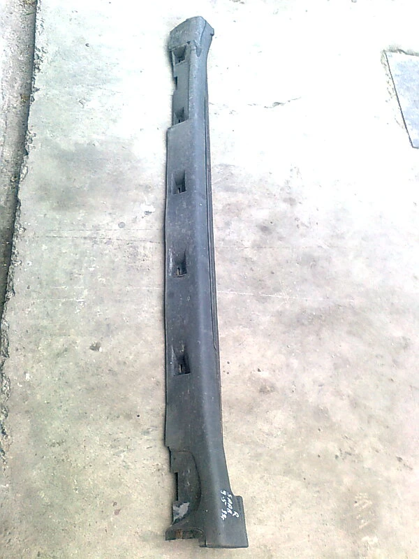 пластмасов декоративен външен праг (десен) за Сааб 9-5 2,0 турбо 