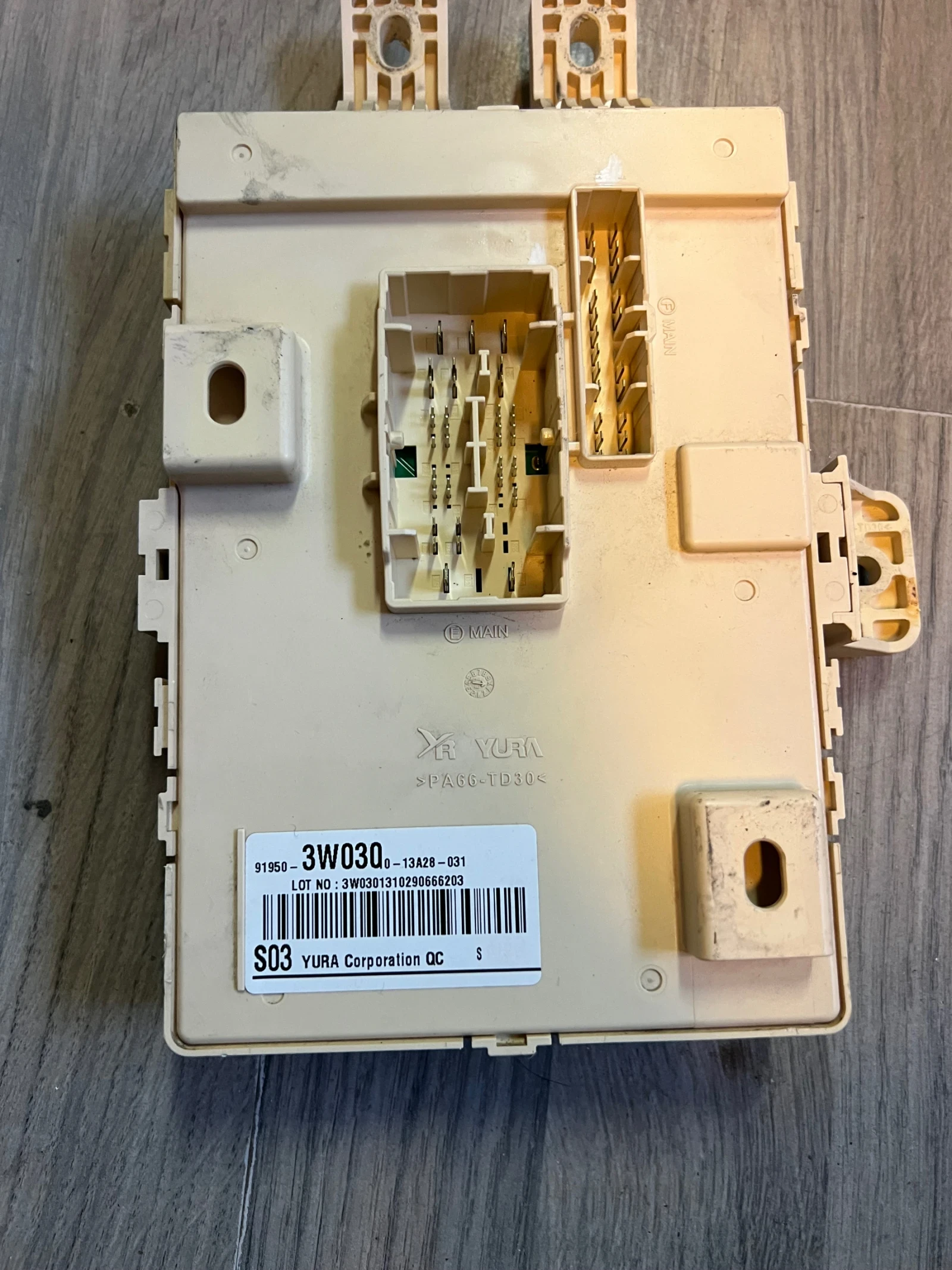 91950-3W030   KIA SPORTAGE 91950-3W030   | Mobile.bg   1