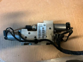 VB678273701 Помпа DYNAMIC DRIVE BMW X6 E71 X5 E70  6782737, снимка 2 - Части - 48619560