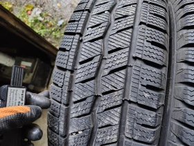Гуми Зимни 215/65R16, снимка 2