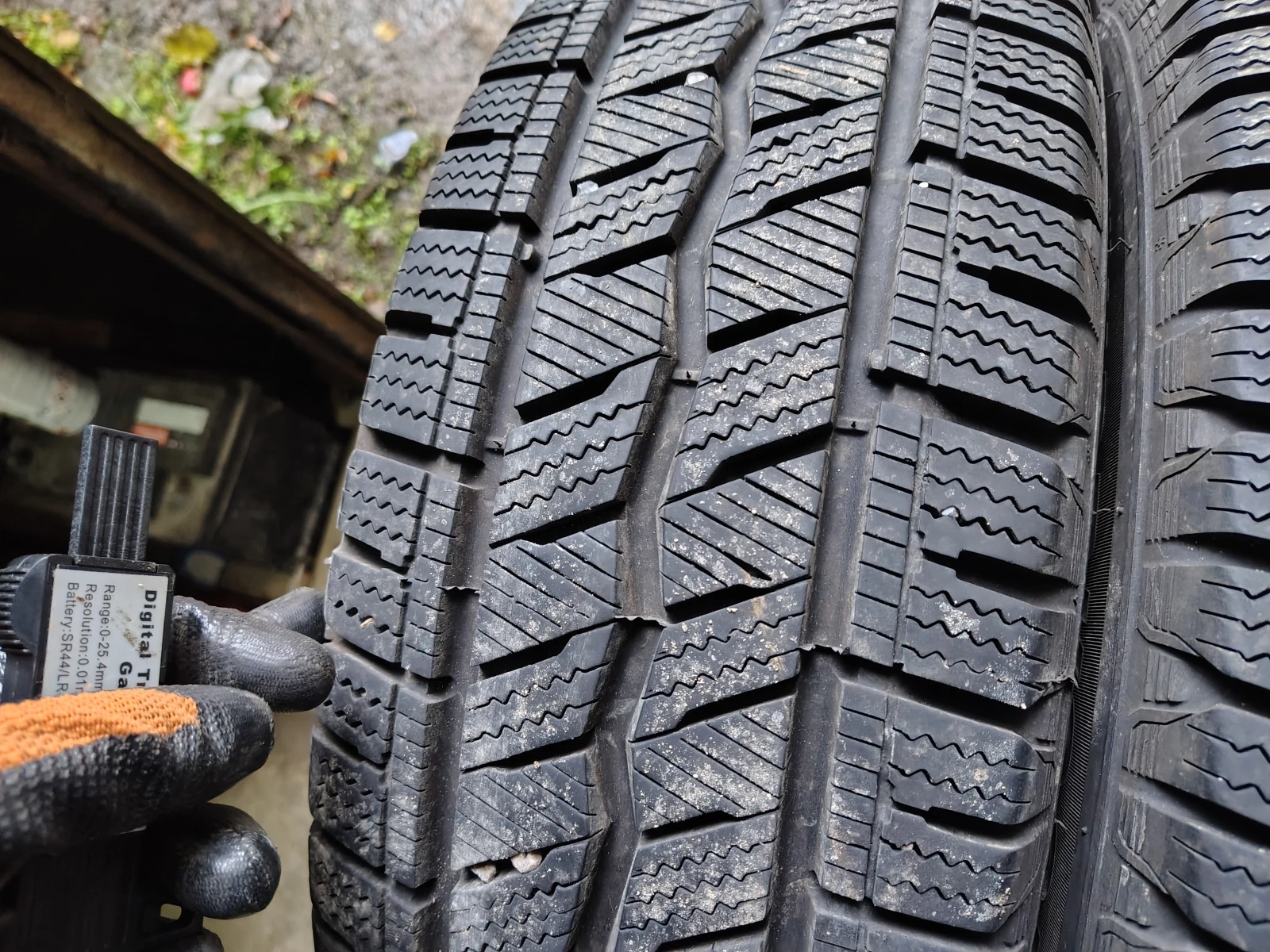 ���� 215/65R16 | Mobile.bg � ����������� 2