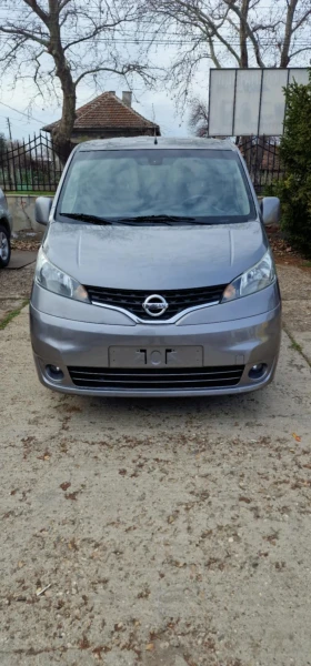     Nissan e-NV200