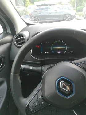 Обява за продажба на Renault Zoe ~23 000 лв. - изображение 4 | Auto.bg Обява за продажба на Renault Zoe ~23 000 лв. - изображение 4