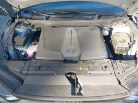 Kia EV6 U   U 4X2 Drive, снимка 16