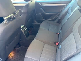 Skoda Octavia Style, LED, пълна сервизна, два комплекта джанти | Auto.bg — изображение 11